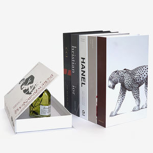 Fashion Magazine Fake Books for Decoration Storage Box Luxury Decorative Home Decoration Simulation Books Ornaments