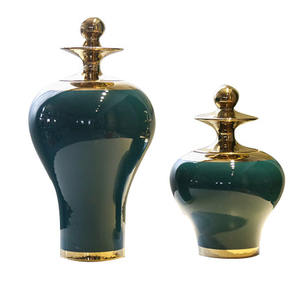 Europe and America Design Modern Porcelain Ginger Jar with Gold Lid for Home Decor