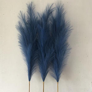 Customized Amazon Hot Selling Romantic 18 branch Pampas Grass for Flower Wedding Aisle Artificial pampas for home decoration