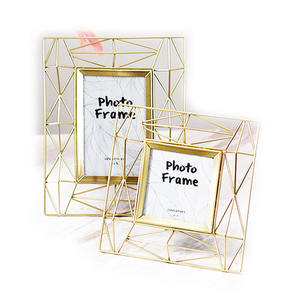 Low MOQ Simple Modern Design Geometrical Shape Photo Frame Gold Metal Picture Frames For Home Decor