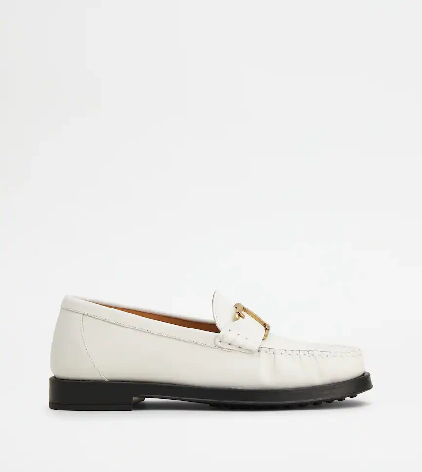 T Timeless Loafers in Leather